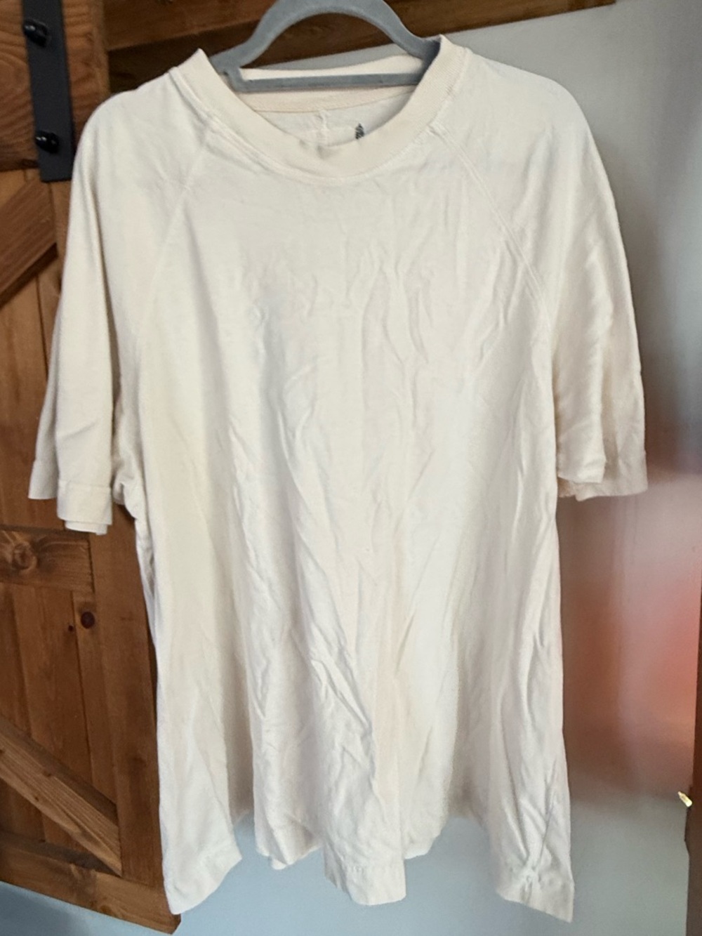 Free People FP Movement Icon Tee Cream Tofu Size Large *See Pics*
